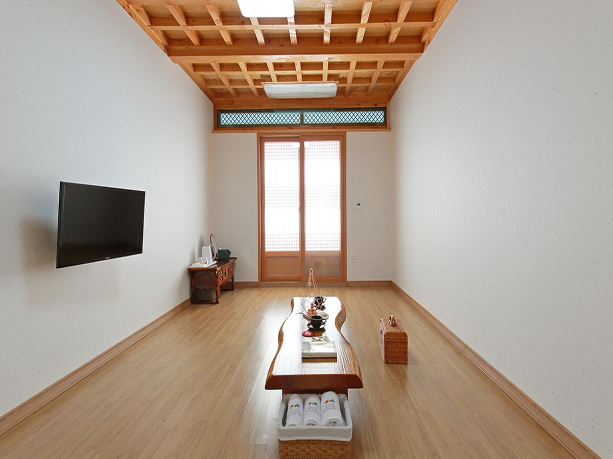 Cheonggong Hanok Stay Kjongdžu Exteriér fotografie