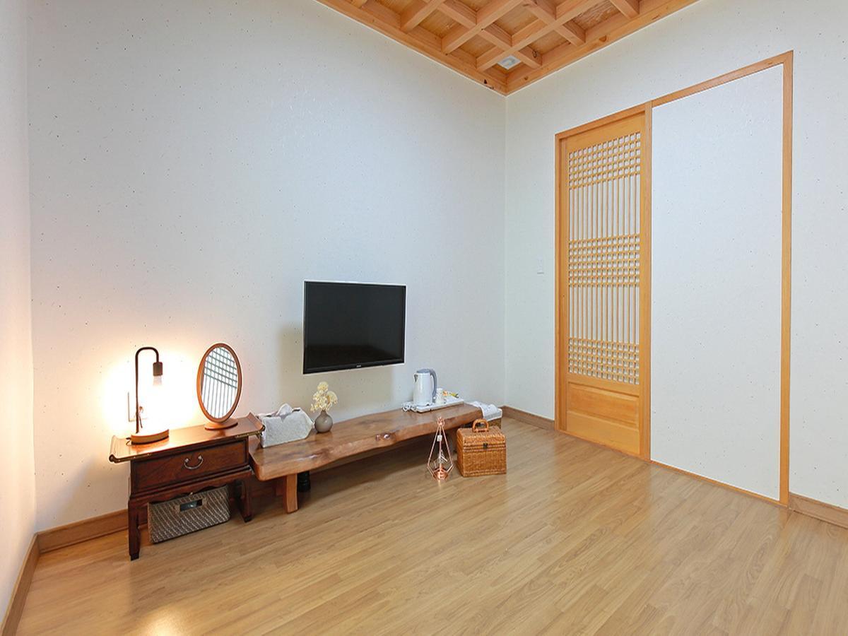 Cheonggong Hanok Stay Kjongdžu Exteriér fotografie
